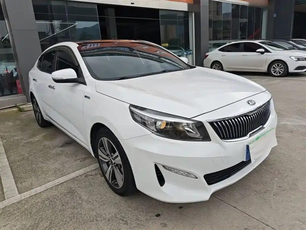 K5 2019 1.8L Automatic GLS — миниатюра 4