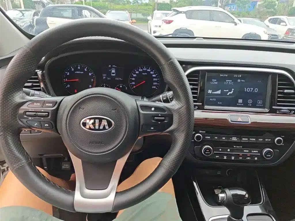 K5 2019 1.8L Automatic GLS — миниатюра 10