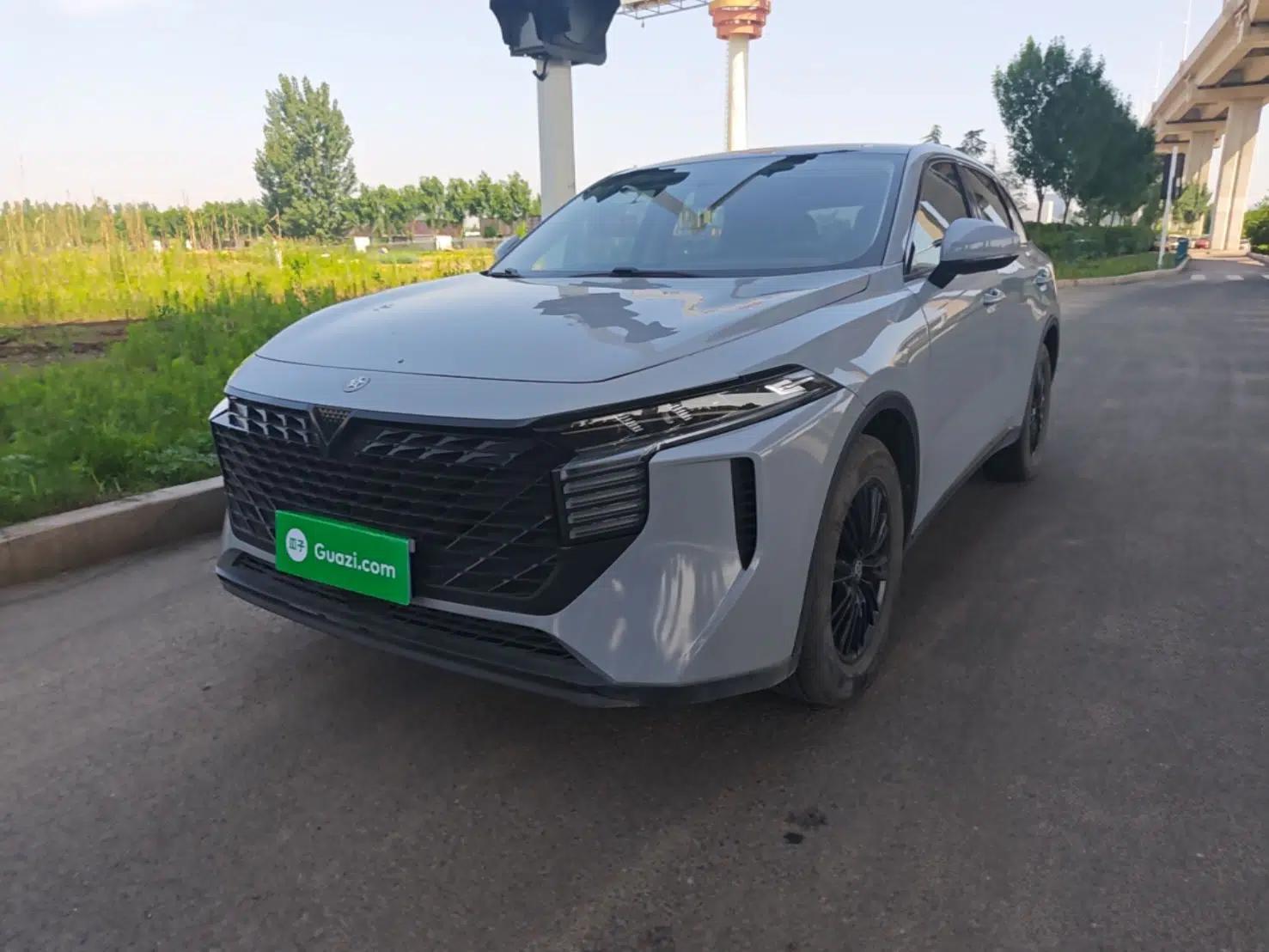 Used Venucia V 2021 260T Idol Edition — миниатюра 1