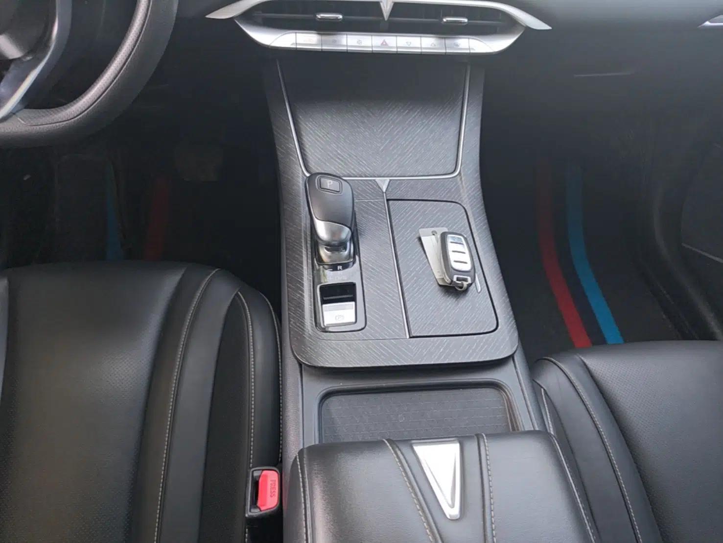 Used Venucia V 2021 260T Idol Edition — миниатюра 16