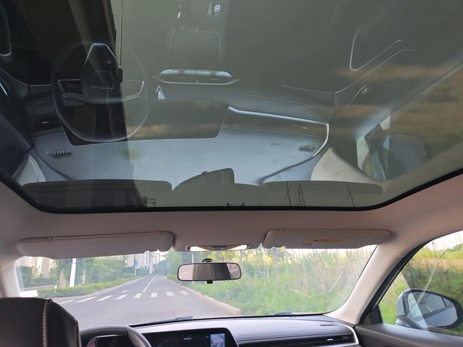Used Venucia V 2021 260T Idol Edition — миниатюра 21