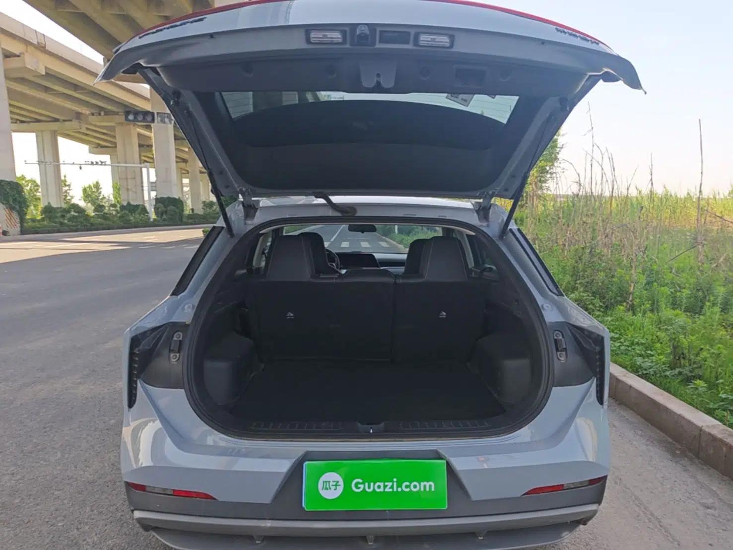 Used Venucia V 2021 260T Idol Edition — миниатюра 22