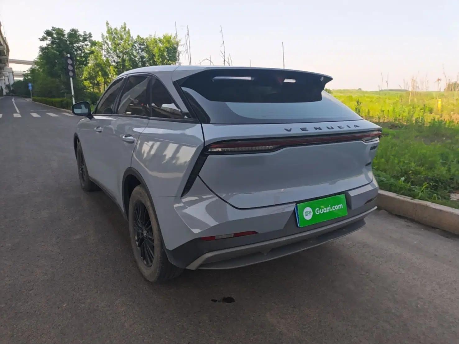 Used Venucia V 2021 260T Idol Edition — миниатюра 4