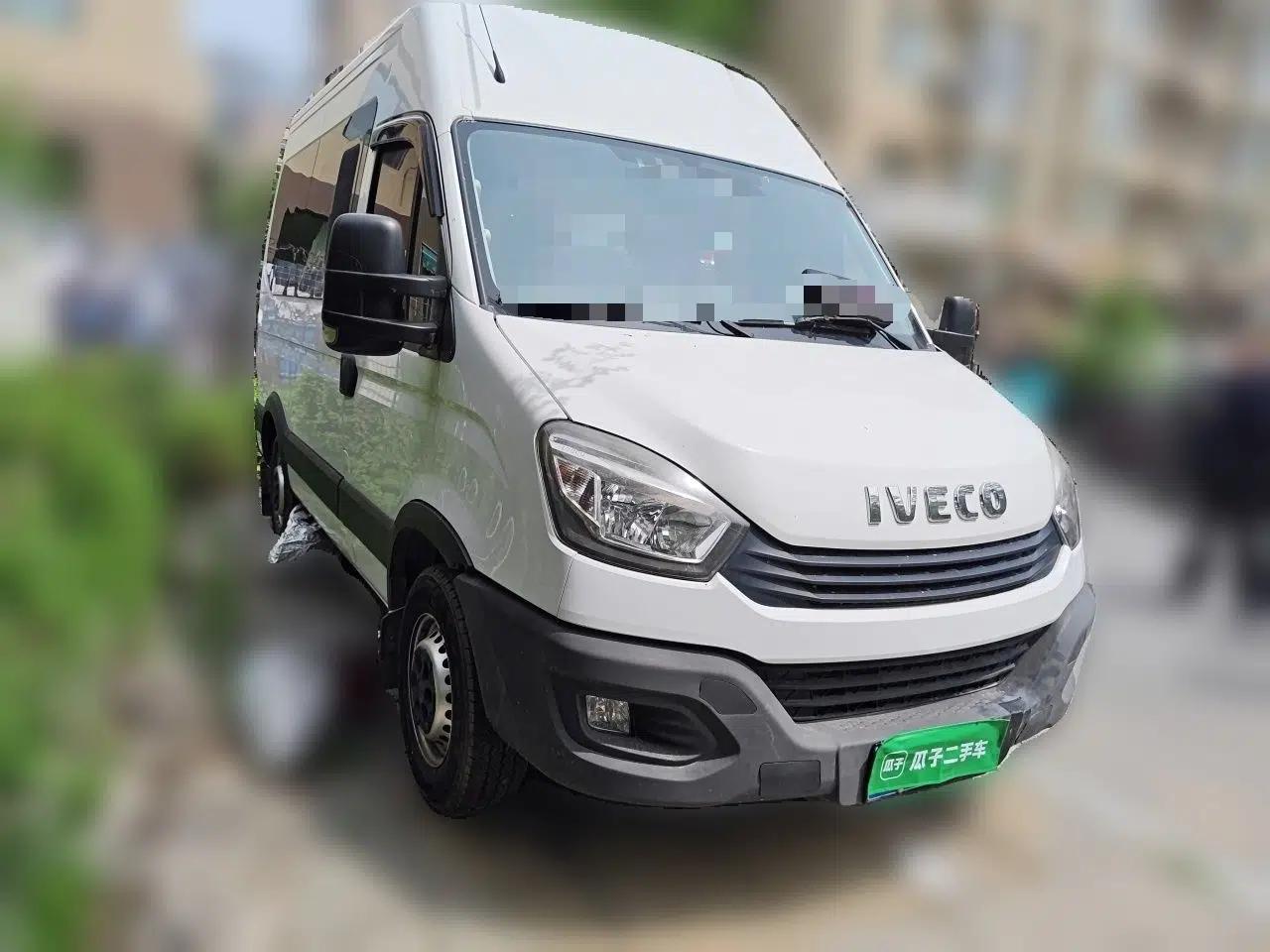 Used Iveco Eurocargo 2018 3.0T Short-Wheelbase Low-Roof Multi-Function Vehicle with Side Sliding Door F1C — миниатюра 3
