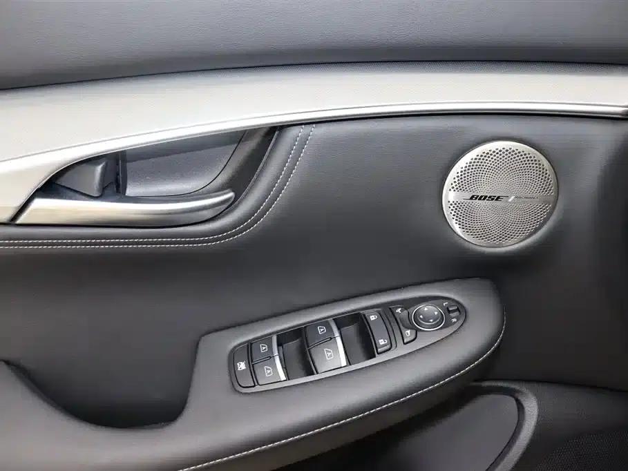 Infiniti QX55 2022 2.0T AWD Premium Edition — миниатюра 10