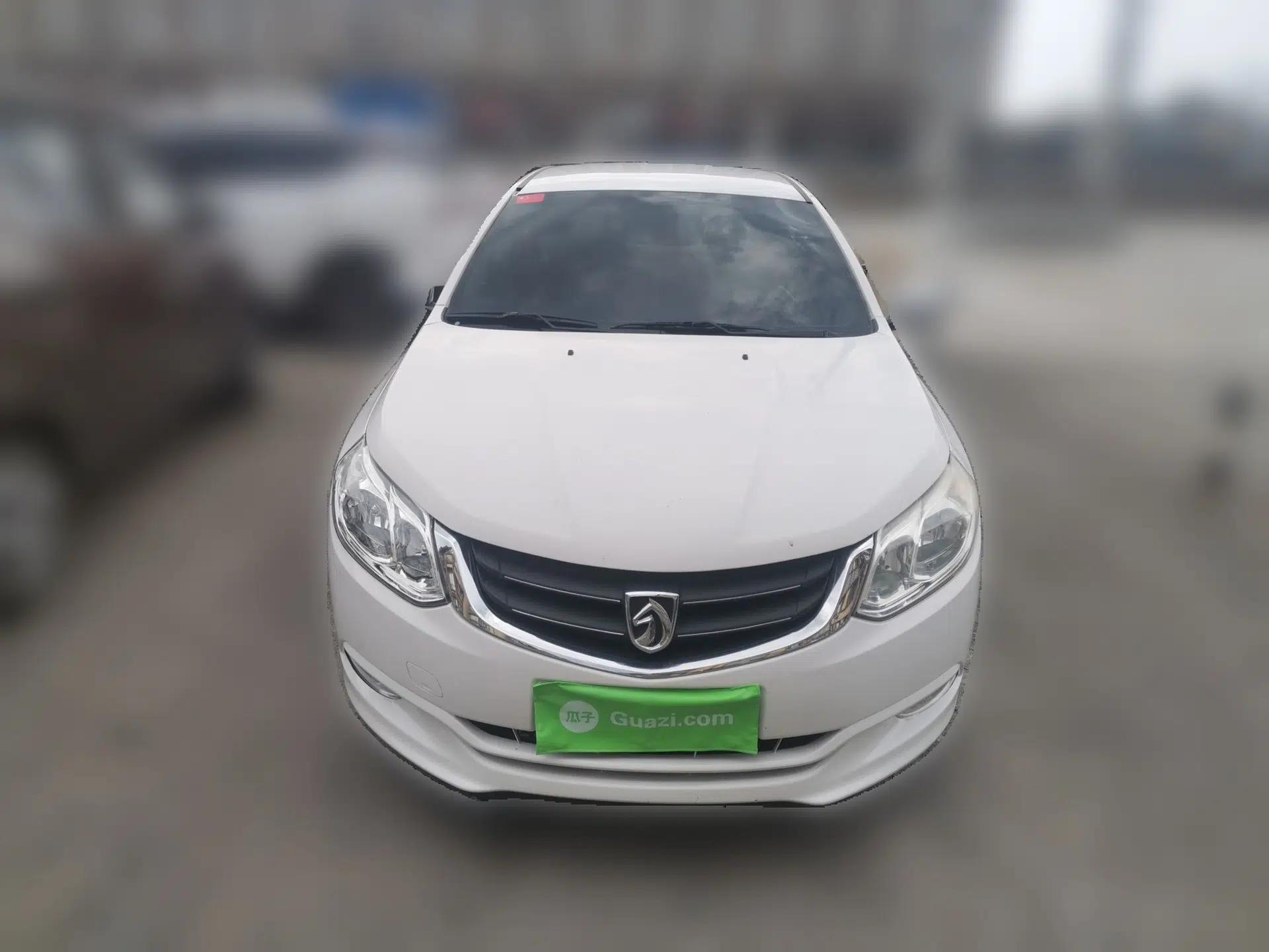 Used Baojun 630 2014 1.5L manual Comfort trim level — миниатюра 2