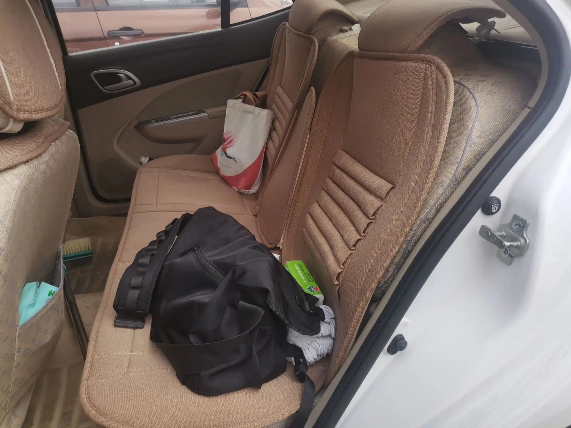 Used Baojun 630 2014 1.5L manual Comfort trim level — миниатюра 17