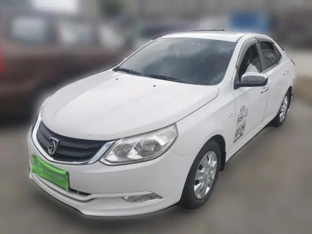 Used Baojun 630 2014 1.5L manual Comfort trim level