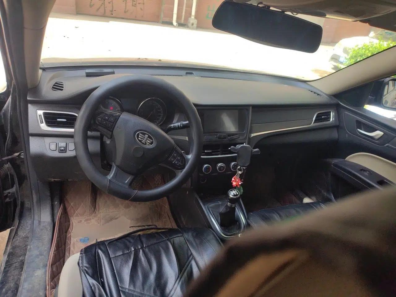 Used Bestune B30 2016 1.6L manual luxury version — миниатюра 10