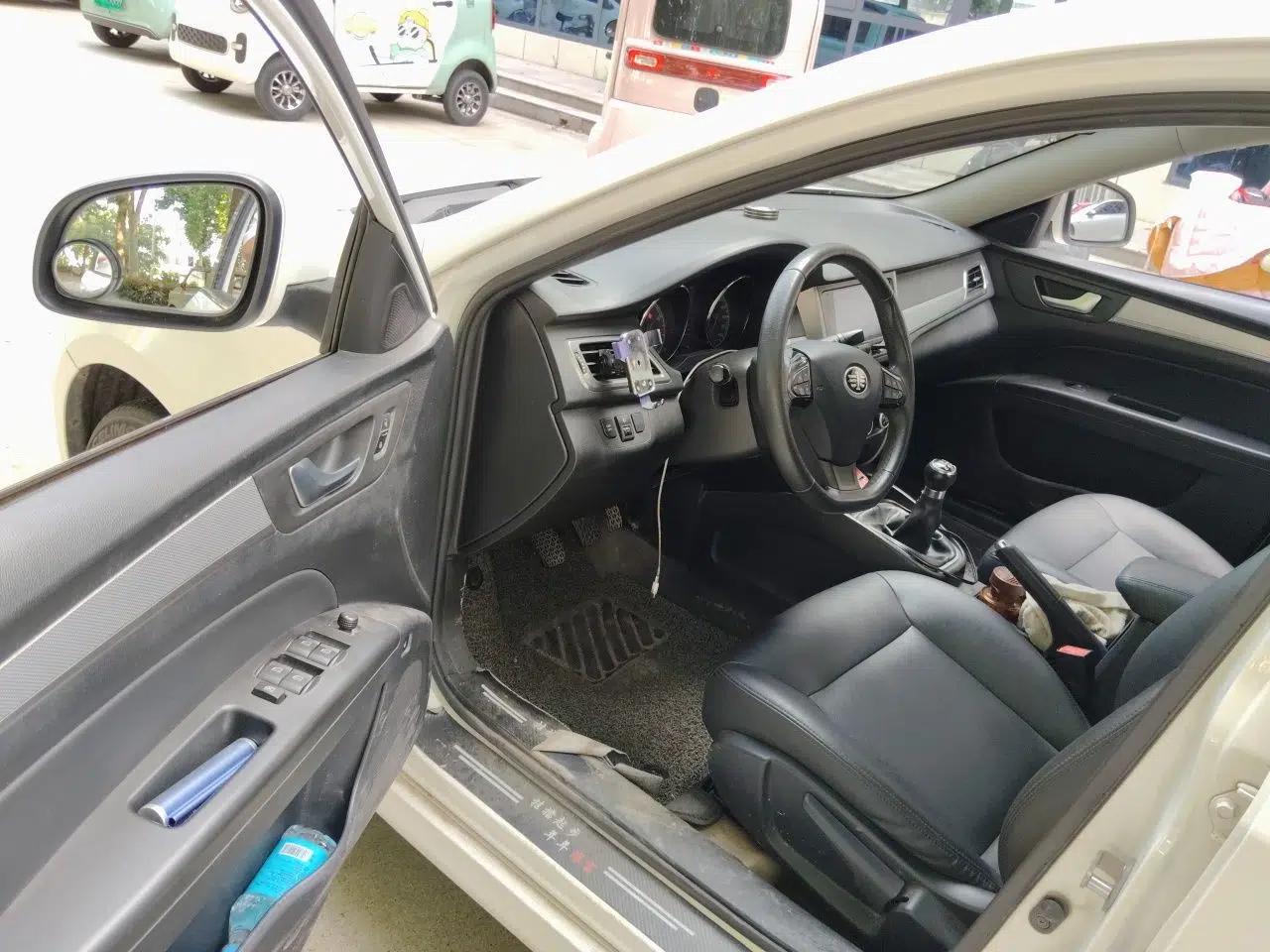 Used Bestune B30 2016 1.6L Manual Premium Edition — миниатюра 16