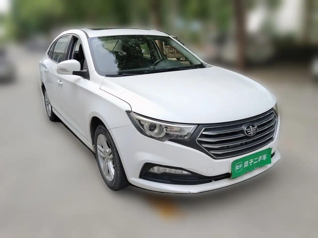 Used Bestune B30 2016 1.6L Manual Premium Edition — миниатюра 3