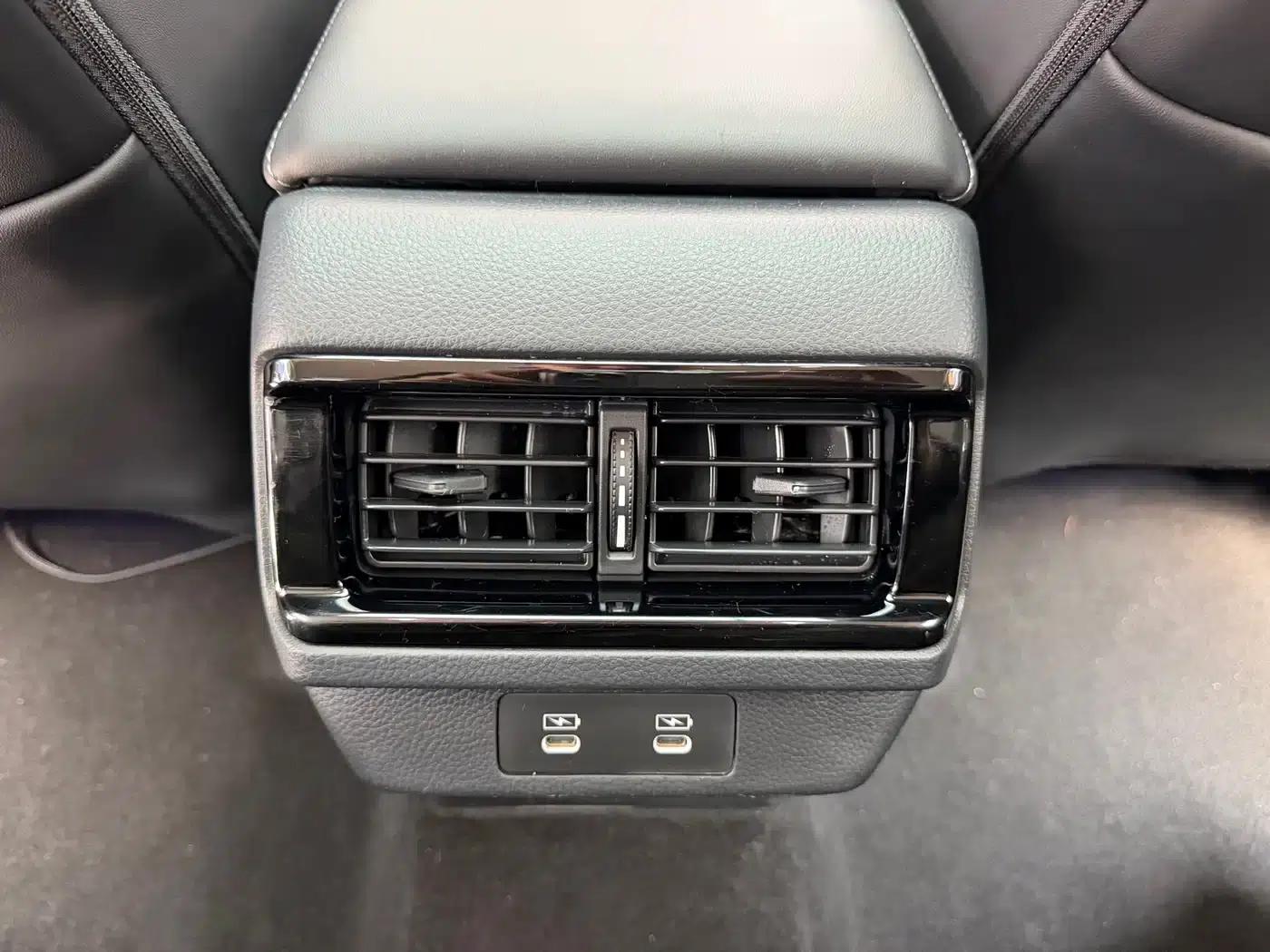 Accord PHEV 2023 2.0L e:PHEV Luxury Edition — миниатюра 14