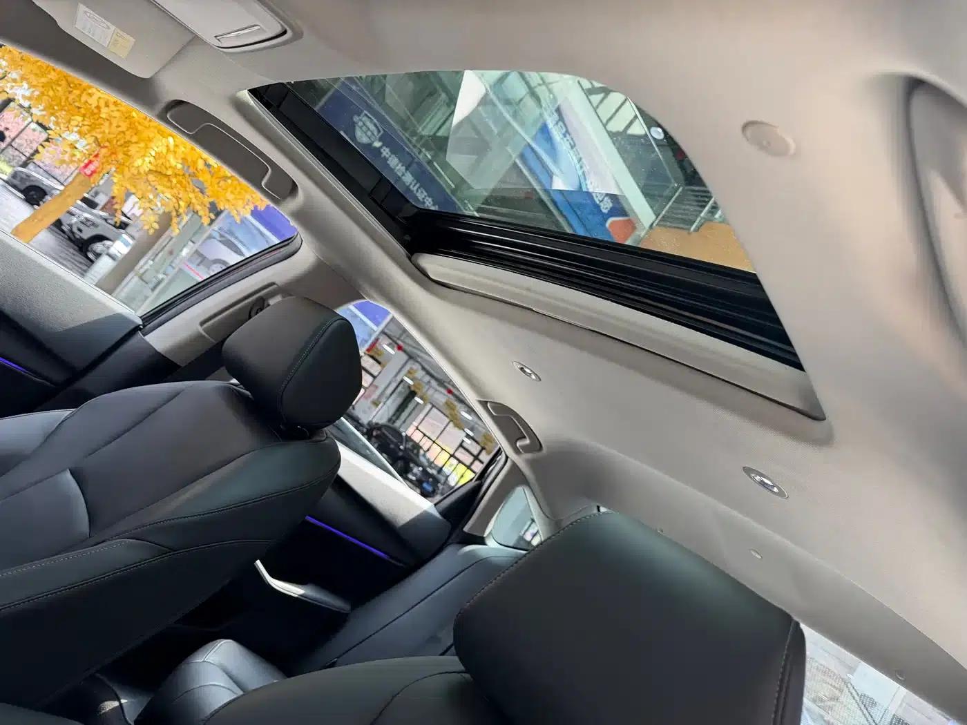 Accord PHEV 2023 2.0L e:PHEV Luxury Edition — миниатюра 7