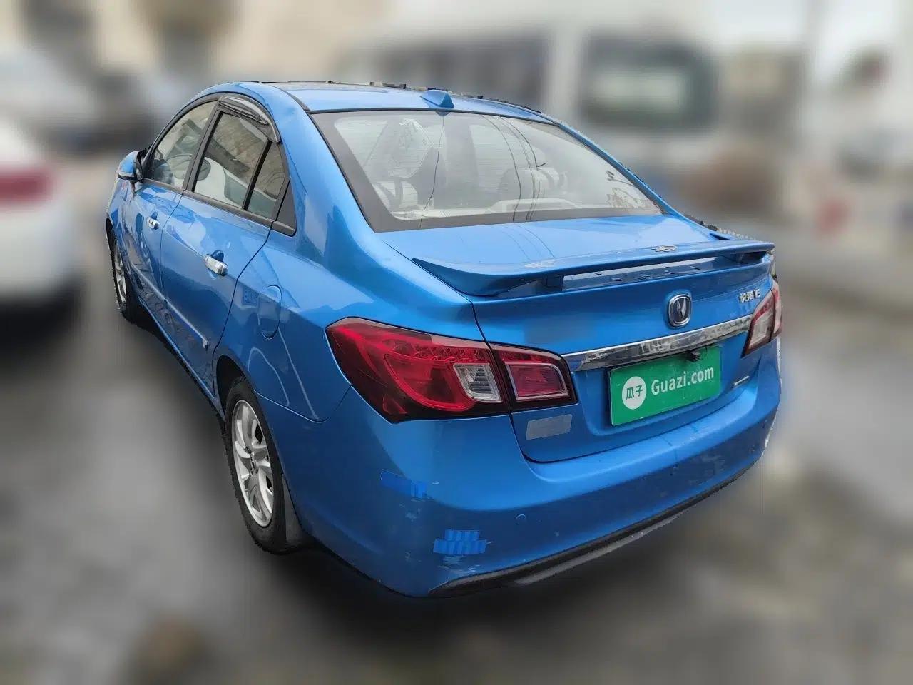 Used CHANGAN Alsvin V5 2012 1.5L Manual Sport Version China IV Standard — миниатюра 4