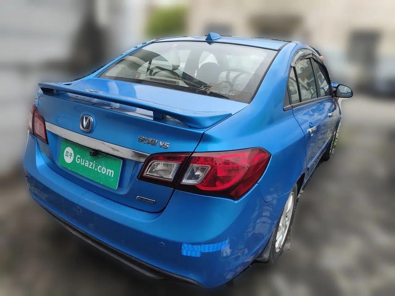 Used CHANGAN Alsvin V5 2012 1.5L Manual Sport Version China IV Standard — миниатюра 6