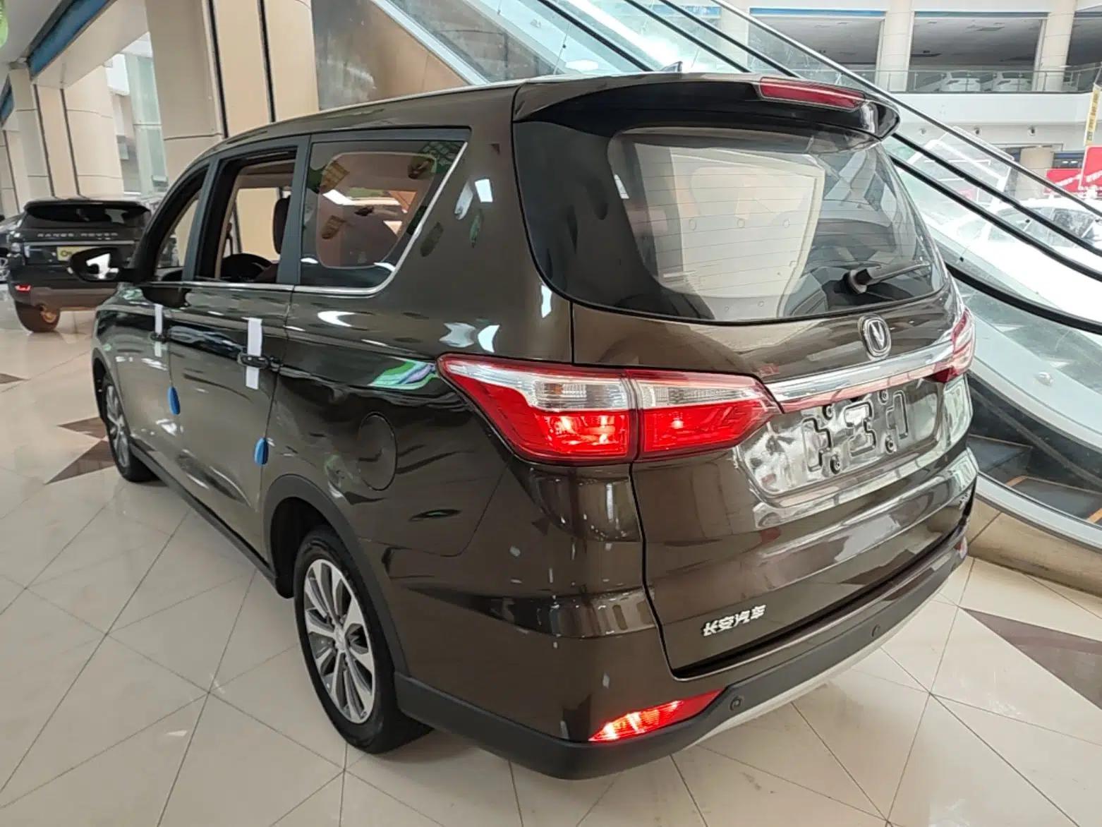 Used CHANGAN Lingxuan 2017 1.6L Manual Happiness Edition — миниатюра 4