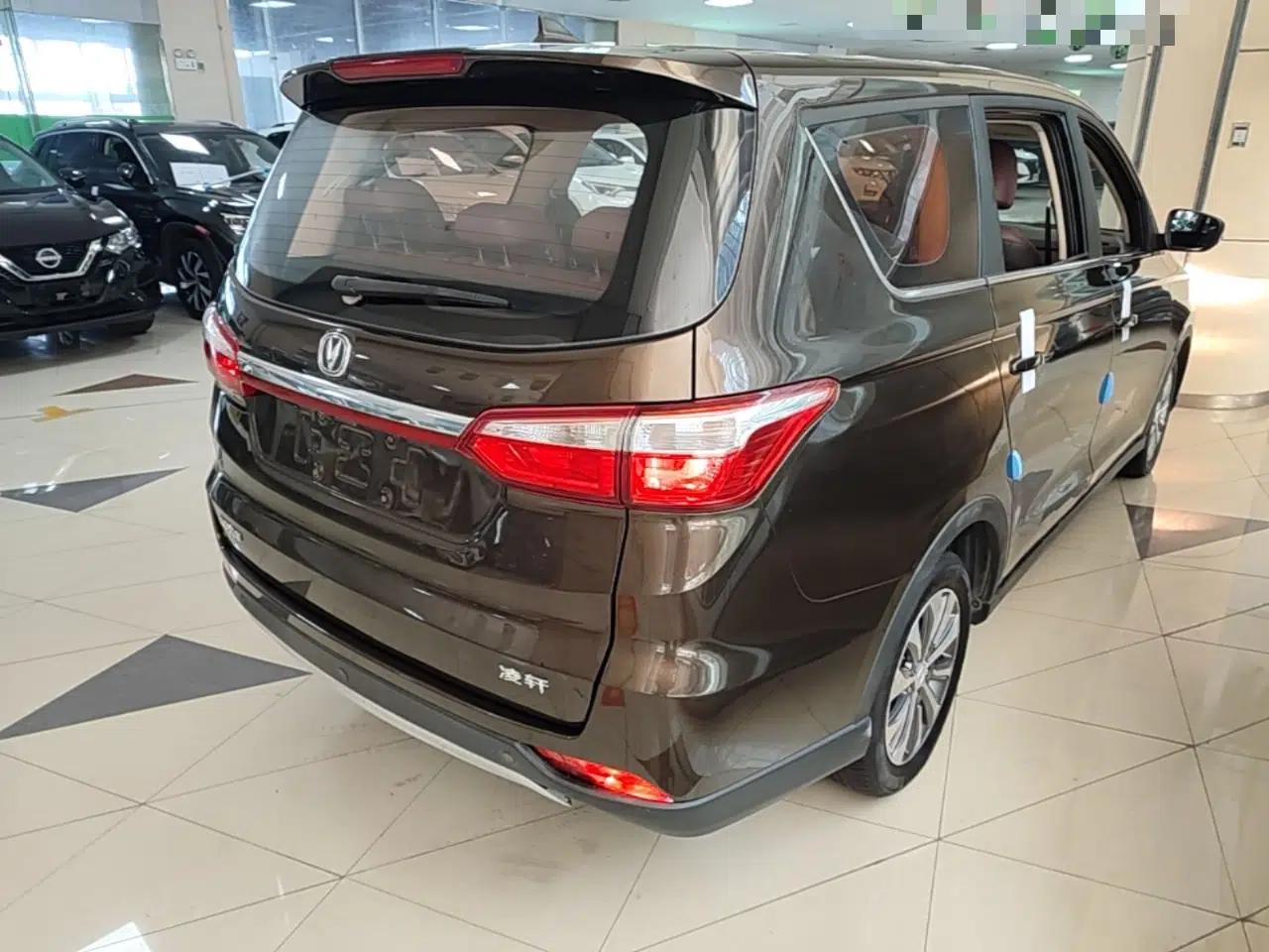 Used CHANGAN Lingxuan 2017 1.6L Manual Happiness Edition — миниатюра 6