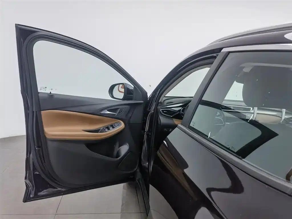 Encore GX 2020 20T CVT 2WD Luxury — миниатюра 8