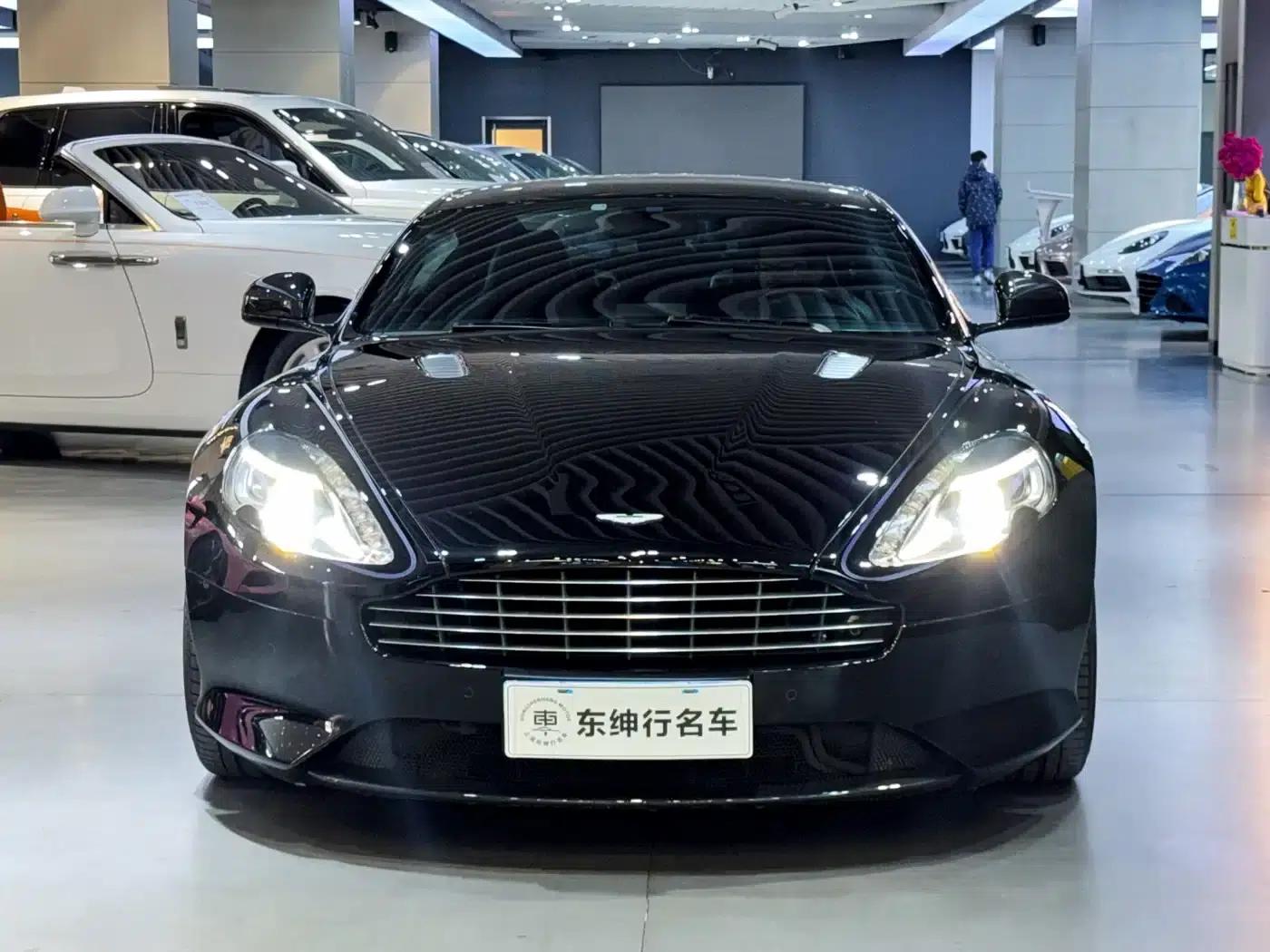 Aston Martin DB9 2014 6.0L Carbon Black Coupe — миниатюра 2