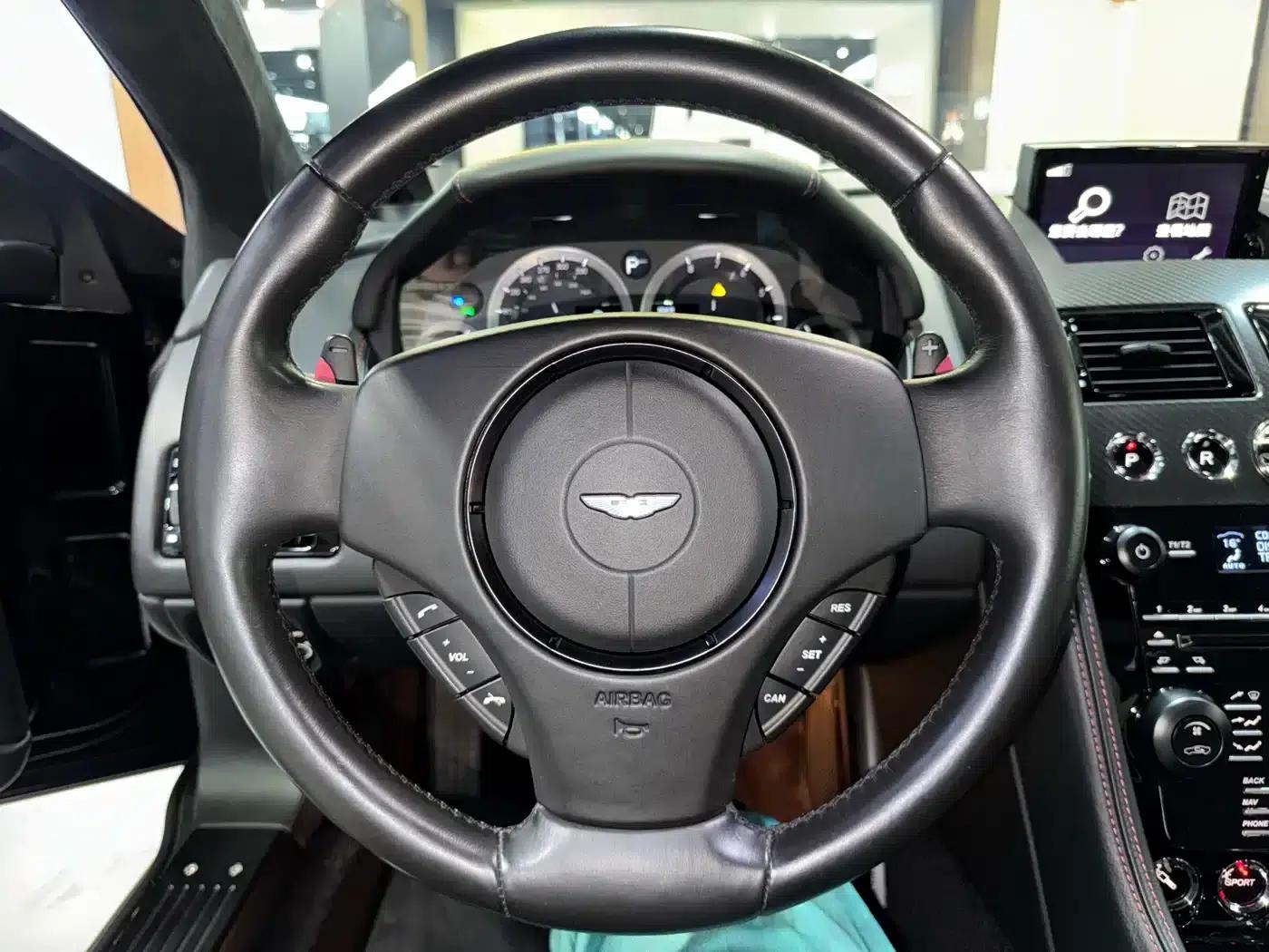Aston Martin DB9 2014 6.0L Carbon Black Coupe — миниатюра 11