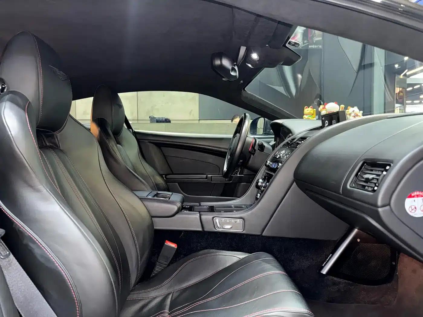 Aston Martin DB9 2014 6.0L Carbon Black Coupe — миниатюра 19