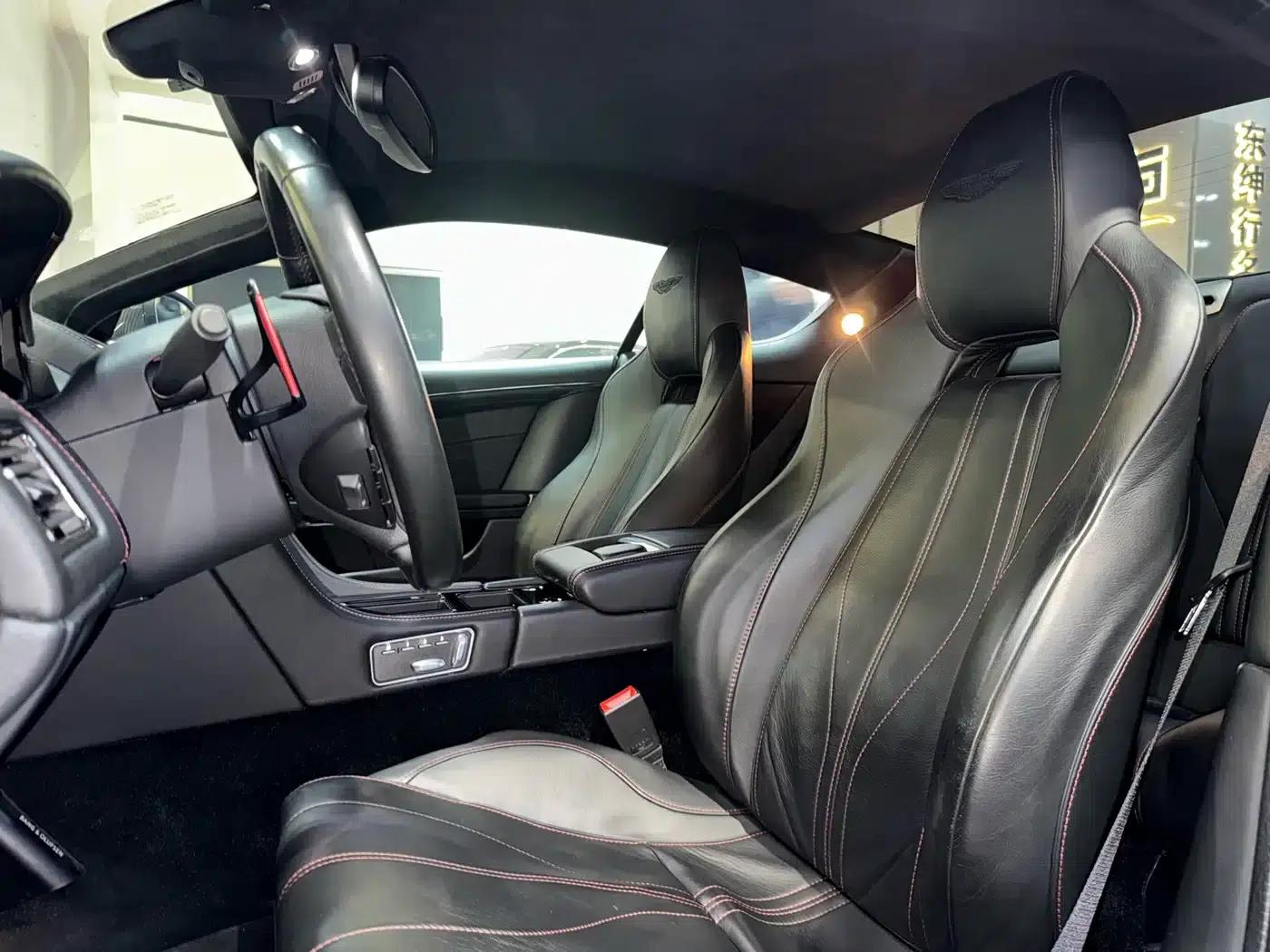 Aston Martin DB9 2014 6.0L Carbon Black Coupe — миниатюра 9