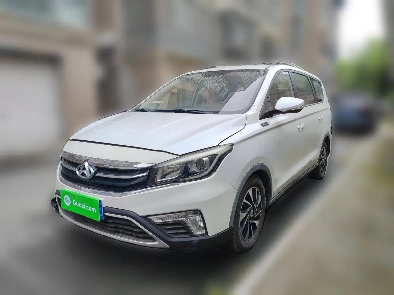 Used CHANGAN OSHAN A800 2017 1.5T Automatic Comfort Model — миниатюра 1