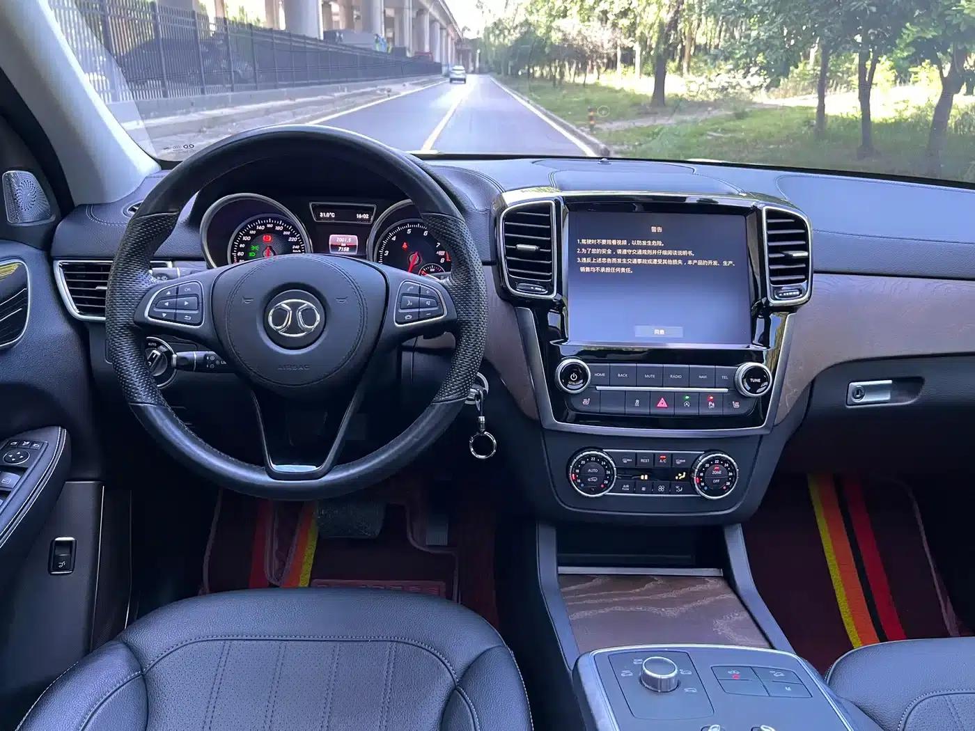 Beijing BJ90 2021 4.0T Premium Edition — миниатюра 15