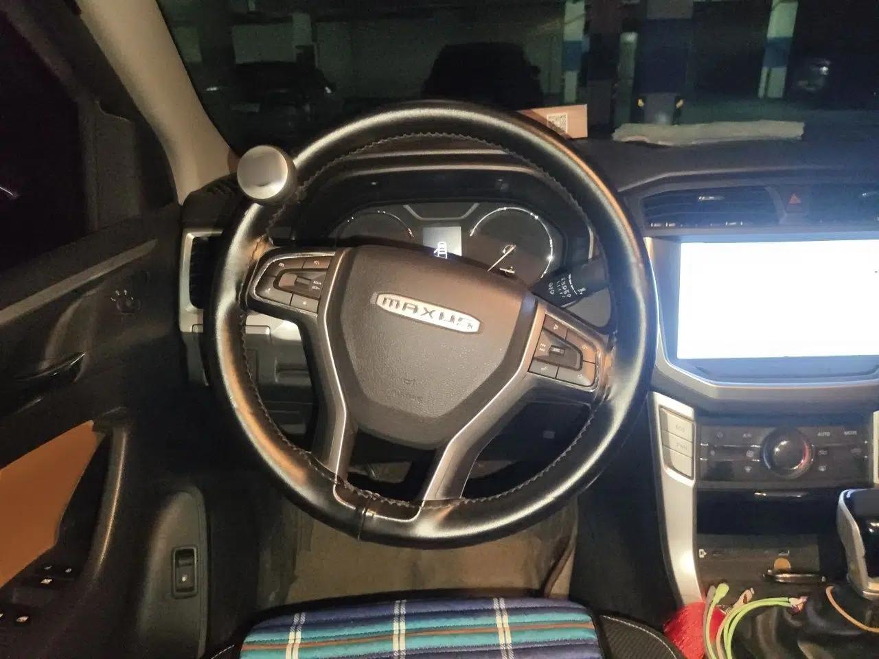 Used SAIC MAXUS T70 2021 2.0T Diesel Manual 4x4 Elite Edition with Long Bed and High Ground Clearance — миниатюра 10
