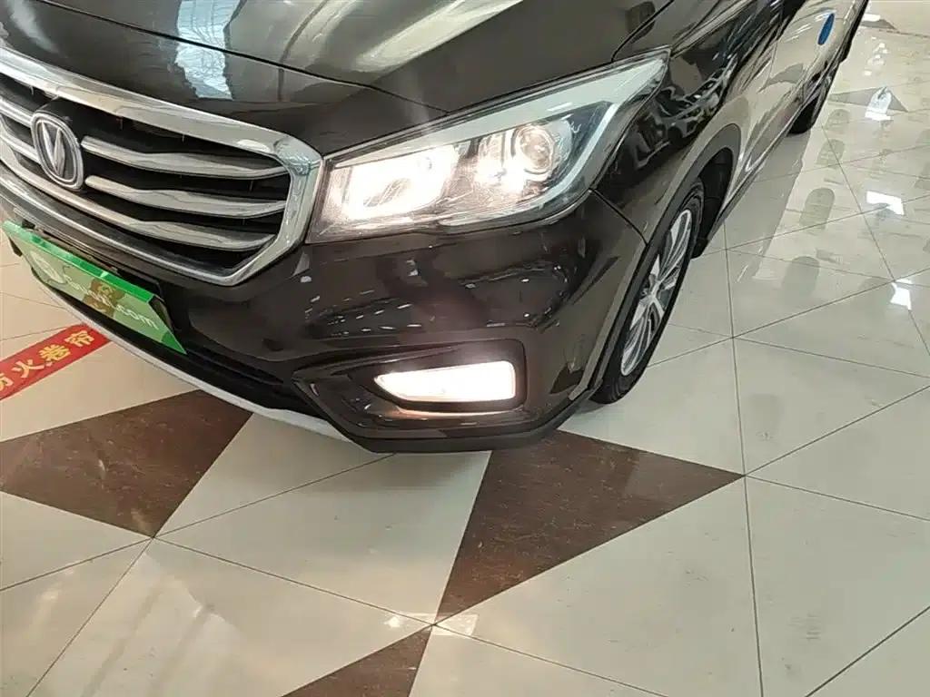 Lingxuan 2017 1.6L Manual Happiness Edition — миниатюра 24