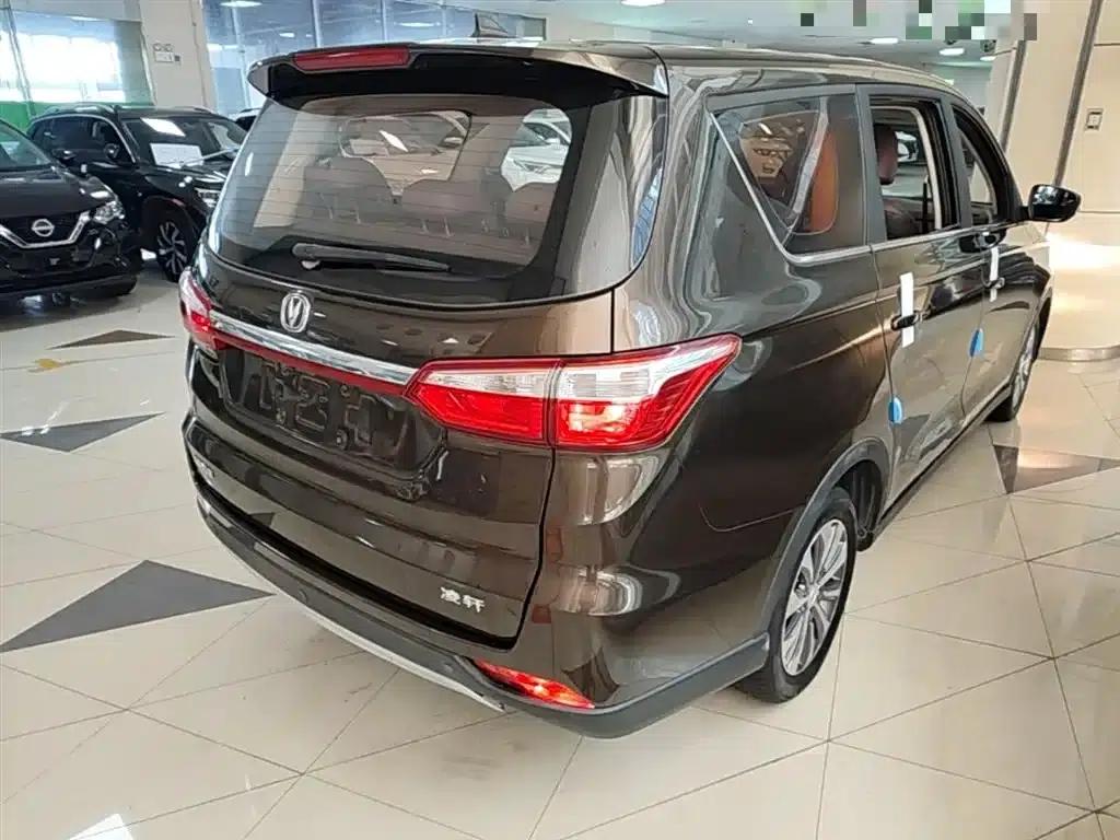 Lingxuan 2017 1.6L Manual Happiness Edition — миниатюра 7
