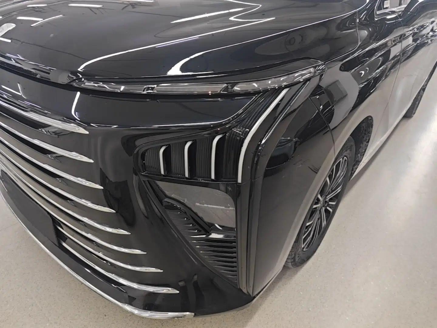 Used FORTHING Xinghai V9 2026 Model, More Enjoyment Series, 200km Comfort Edition — миниатюра 8