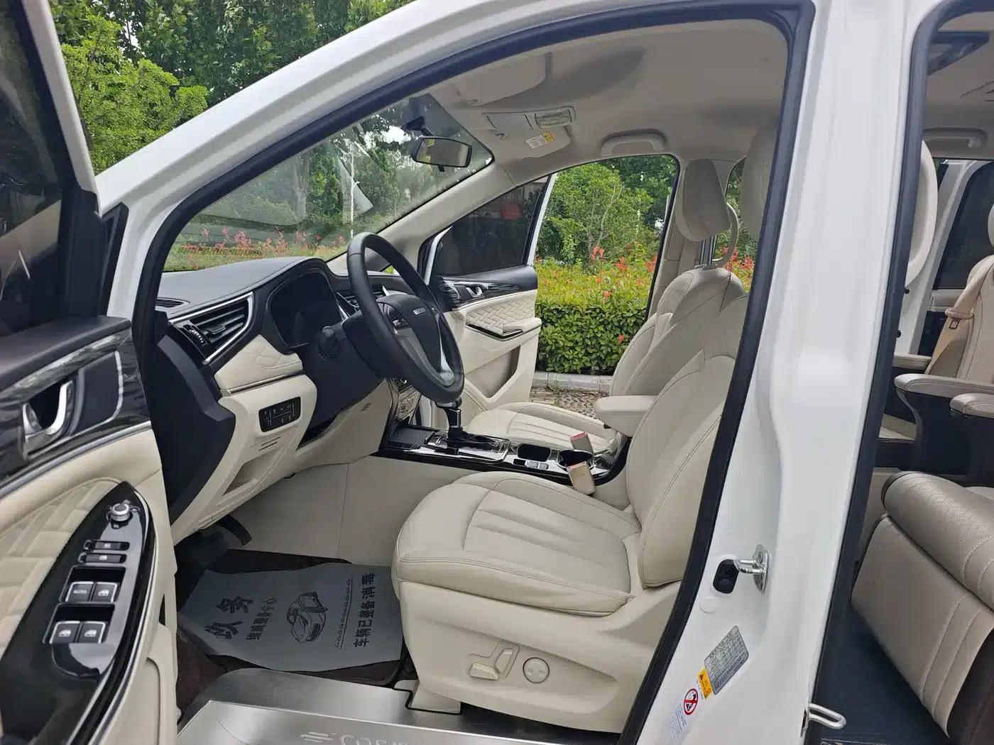 Changan Oushang Keshang 2022 1.5T Automatic Business Edition — миниатюра 11