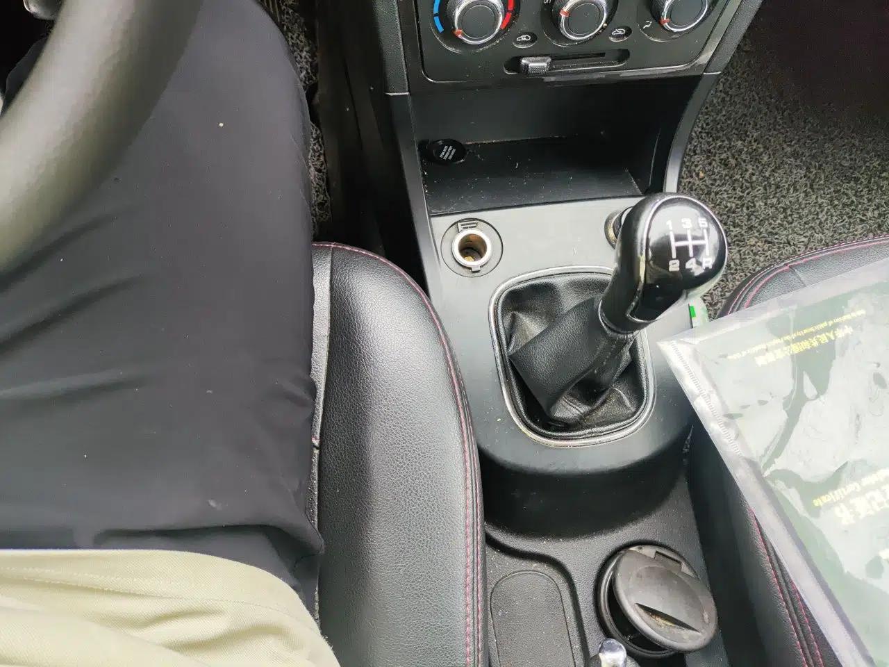 Used Dongfeng Fengon 360 2015 1.5L Manual Luxury 7-Seater China IV Standard — миниатюра 14