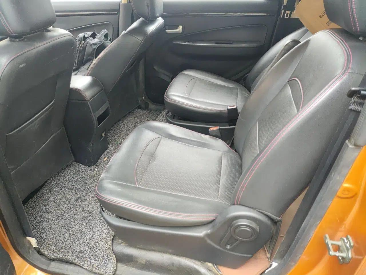 Used Dongfeng Fengon 360 2015 1.5L Manual Luxury 7-Seater China IV Standard — миниатюра 17