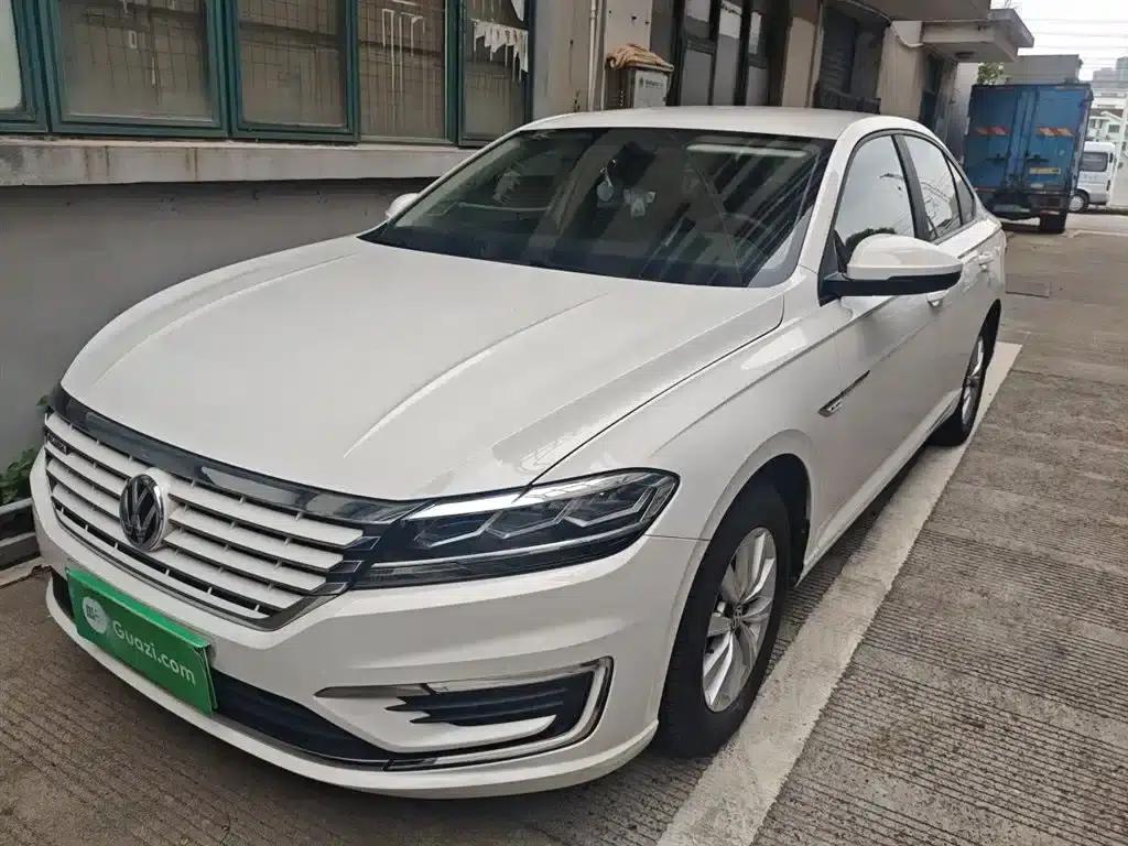 2019 Volkswagen Lavida EV Premium Edition — миниатюра 1