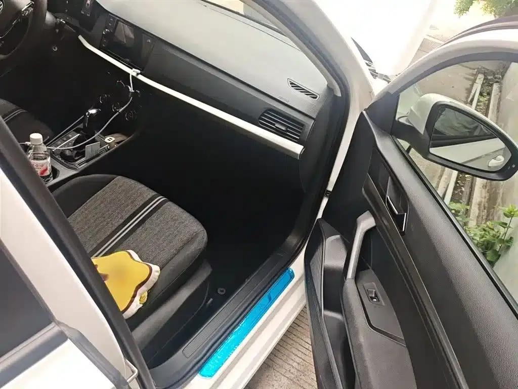 2019 Volkswagen Lavida EV Premium Edition — миниатюра 20