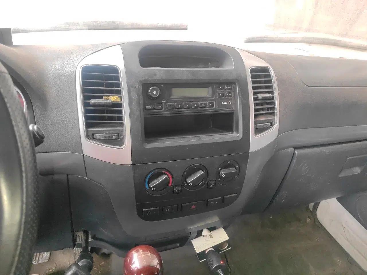 Used Foton Scenic 2016 2.0L Landscape Express Short Wheelbase Low-Roof Model 491EQ4A — миниатюра 13