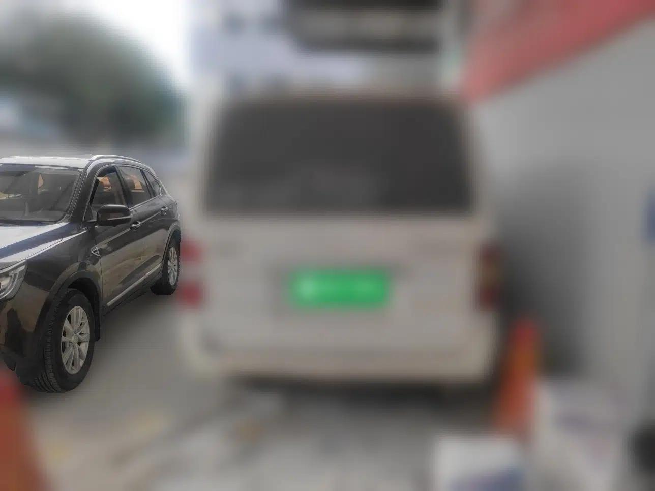 Used Foton Scenic 2016 2.0L Landscape Express Short Wheelbase Low-Roof Model 491EQ4A — миниатюра 5