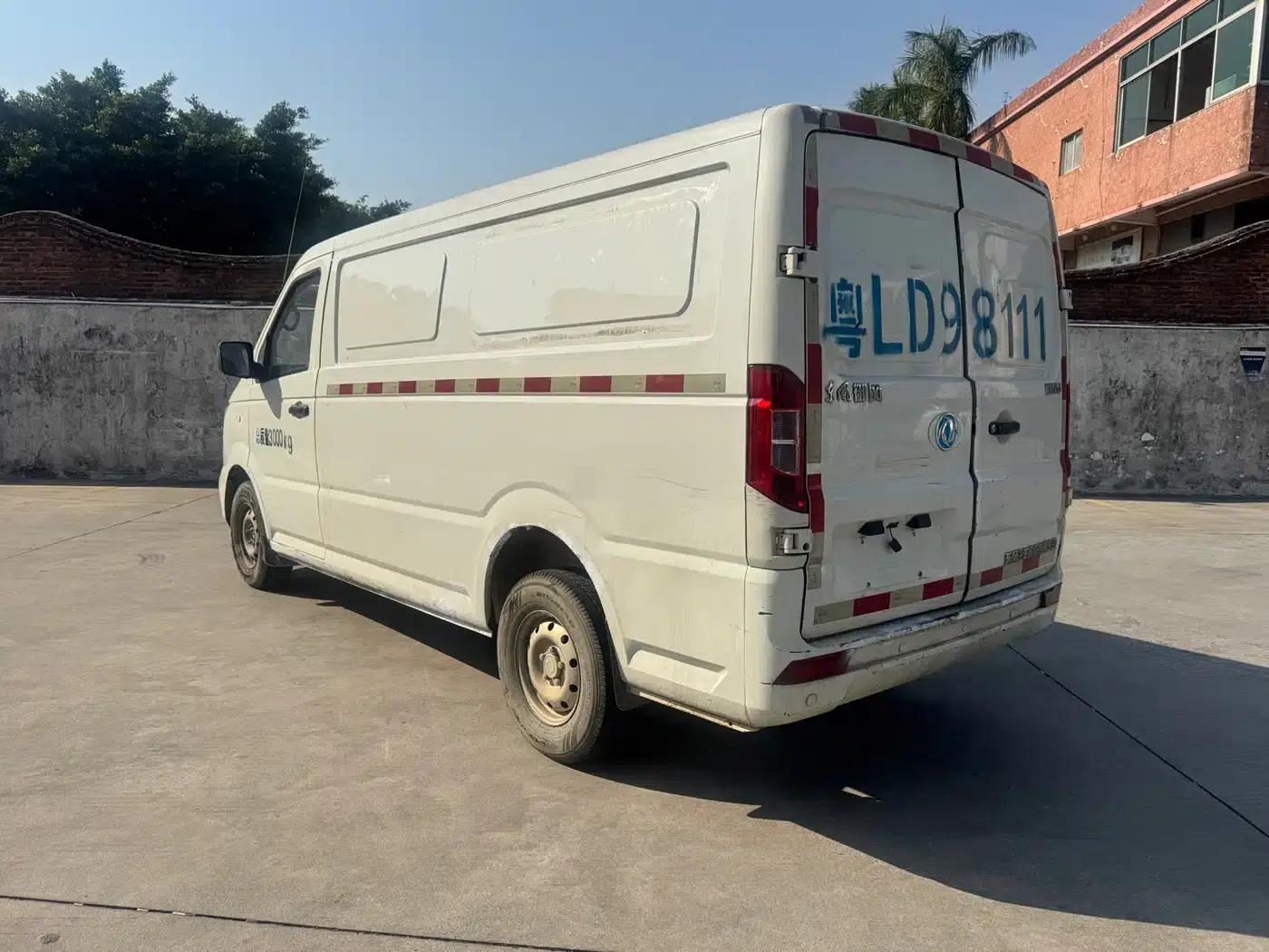 Yufeng EM26 2023 Standard Edition 41.472kWh Henan Lithium Power — миниатюра 13