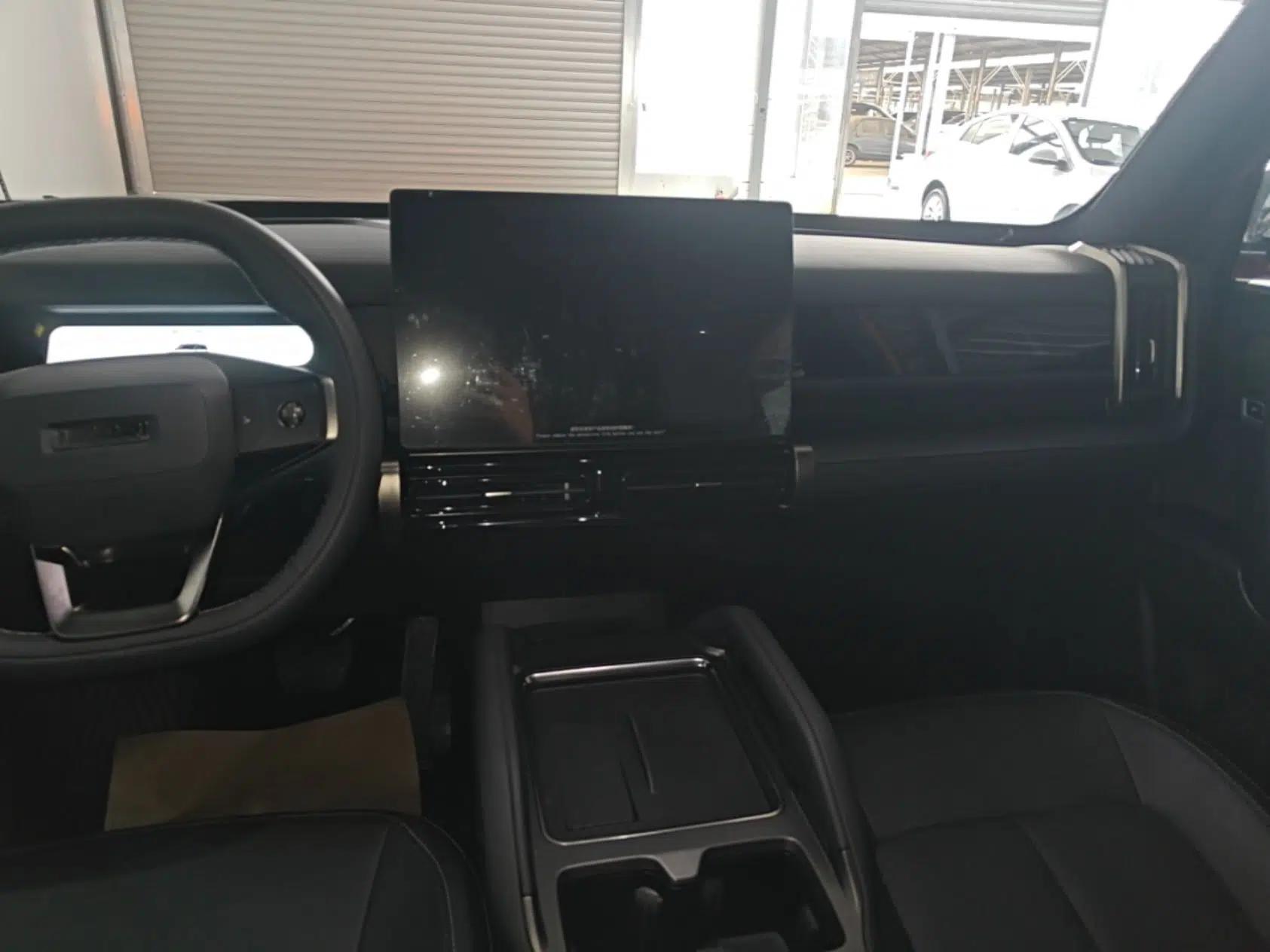 Used iCAR 03T 2024 520km Two-Wheel Drive Long-Range Version — миниатюра 15