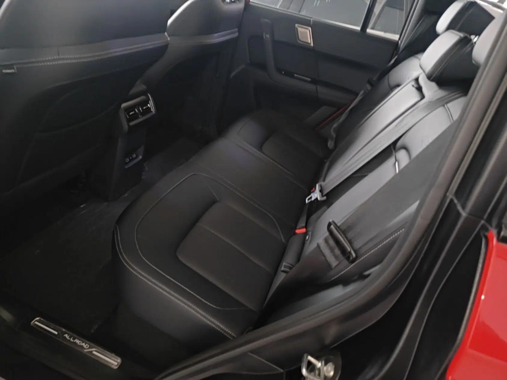 Used iCAR 03T 2024 520km Two-Wheel Drive Long-Range Version — миниатюра 20