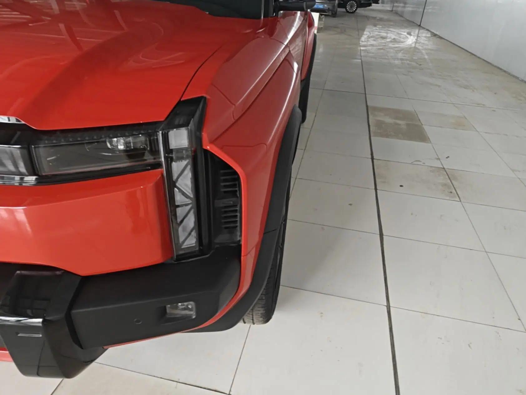 Used iCAR 03T 2024 520km Two-Wheel Drive Long-Range Version — миниатюра 8