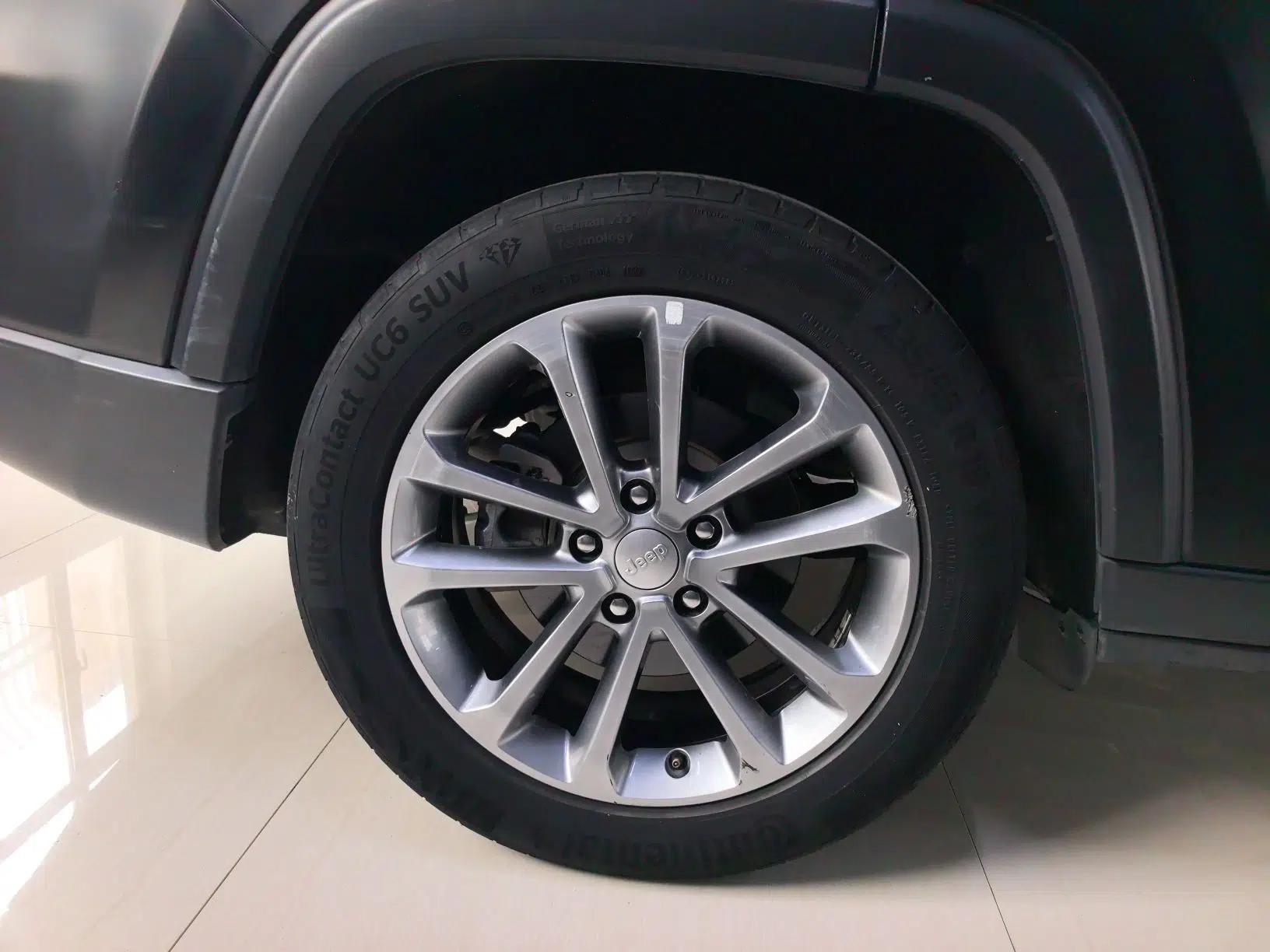 Used Jeep Commander 2018 2.0T Four-Wheel Drive Prestige Edition China V — миниатюра 11