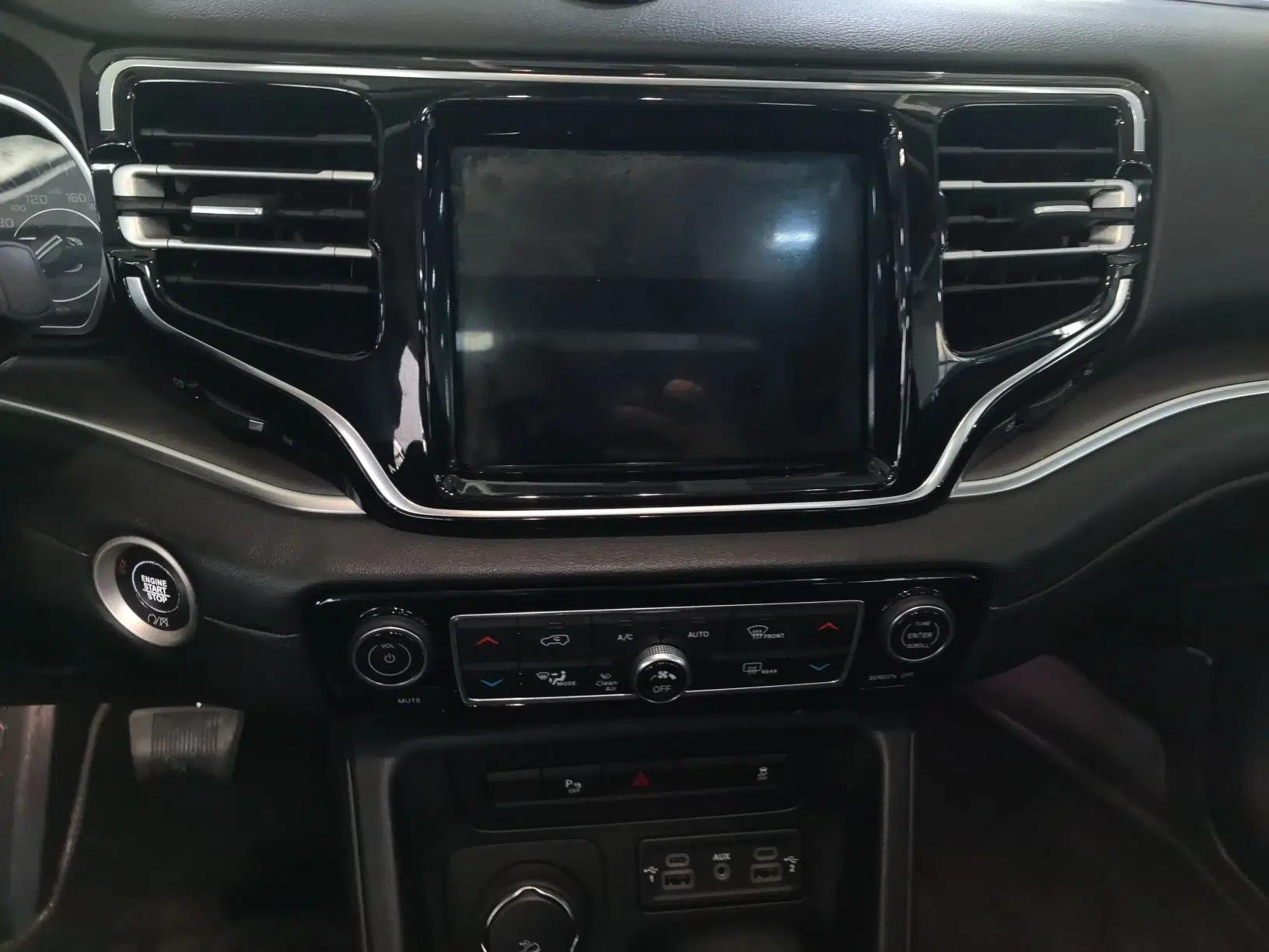 Used Jeep Commander 2018 2.0T Four-Wheel Drive Prestige Edition China V — миниатюра 15