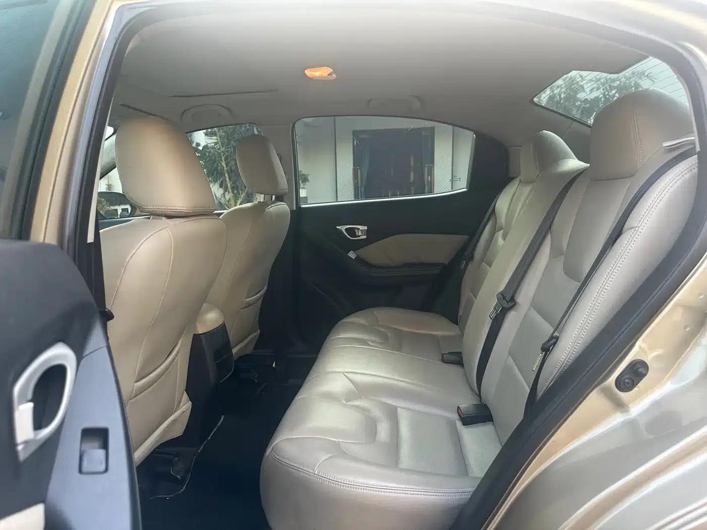 Trumpchi GA3S Vision 2014 1.6L Automatic Luxury ESP Edition — миниатюра 12