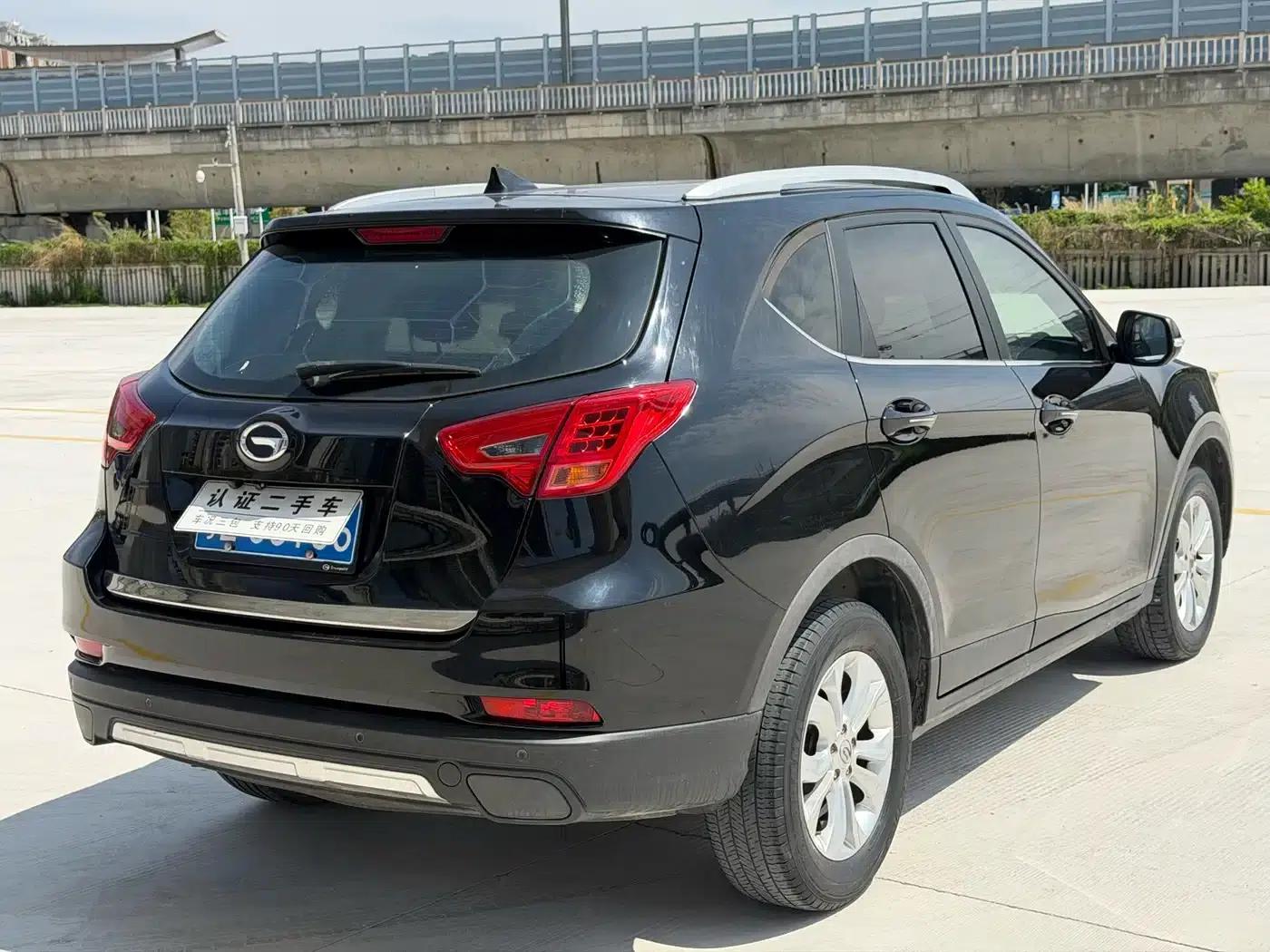 Trumpchi GS5 Super 2016 2.0L Automatic 2WD Premium Edition — миниатюра 9