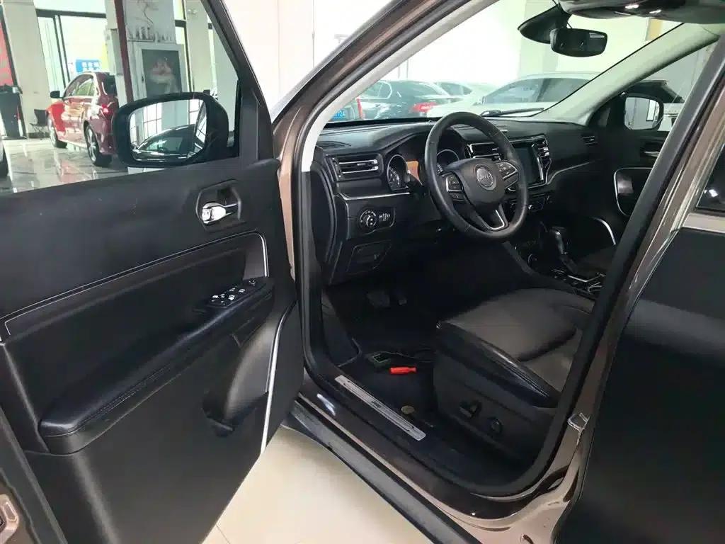 Commander 2018 2.0T 4WD Premium Edition (National V Emission Standard) — миниатюра 12