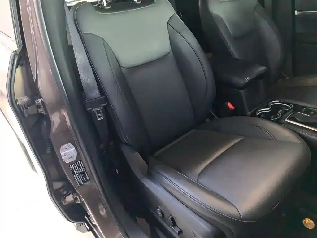 Commander 2018 2.0T 4WD Premium Edition (National V Emission Standard) — миниатюра 20