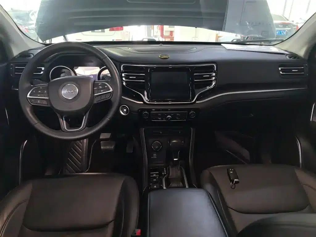 Commander 2018 2.0T 4WD Premium Edition (National V Emission Standard) — миниатюра 6